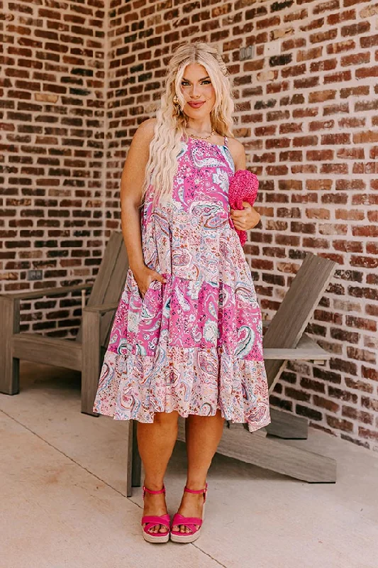 Plus size dresses with simple cuts stay timeless -Dress for teen girls-Sassy Statement Paisley Midi Curves