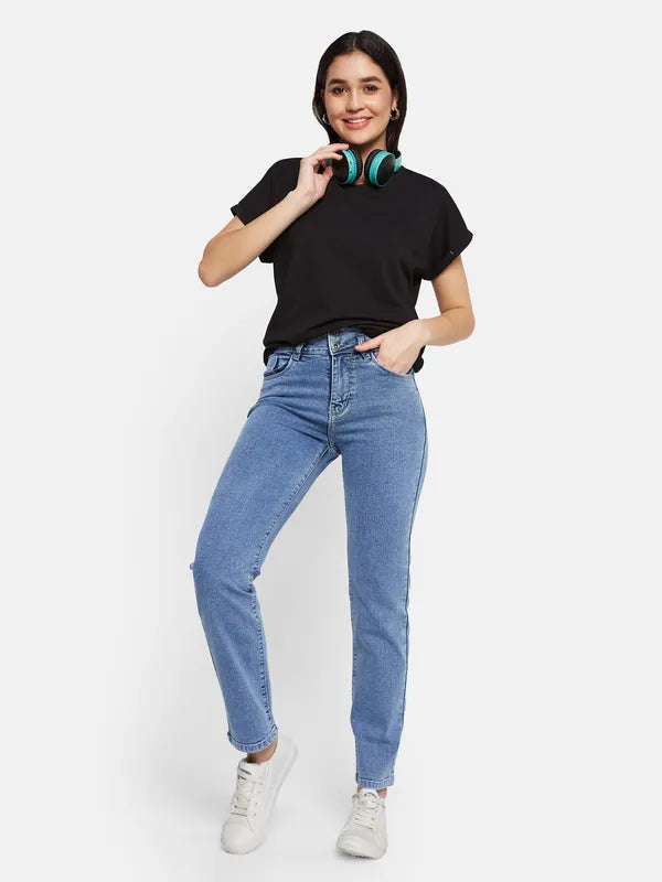 Four Pocket Jeans for Simplicity -Denim jeans with cropped length-Mettle Women Straight Fit Slash Knee Jeans