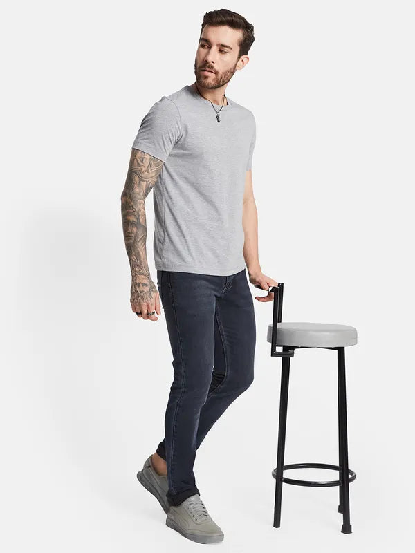 Gray Jeans for Neutral Tone -Denim jeans with chains-Octave Men Mid-Rise Light Fade Cotton Jeans