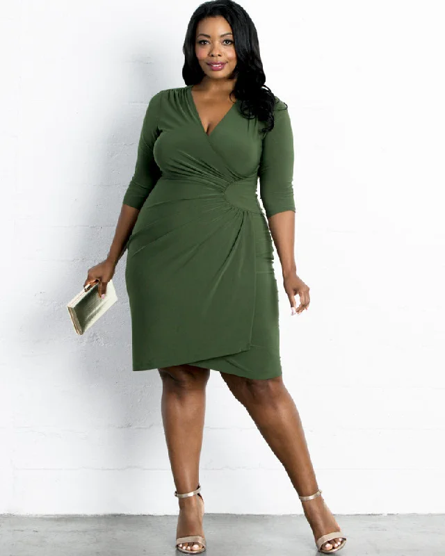 Plus size dresses with tie waists adjust perfectly -Dress for Thanksgiving-Ciara Cinch Dress